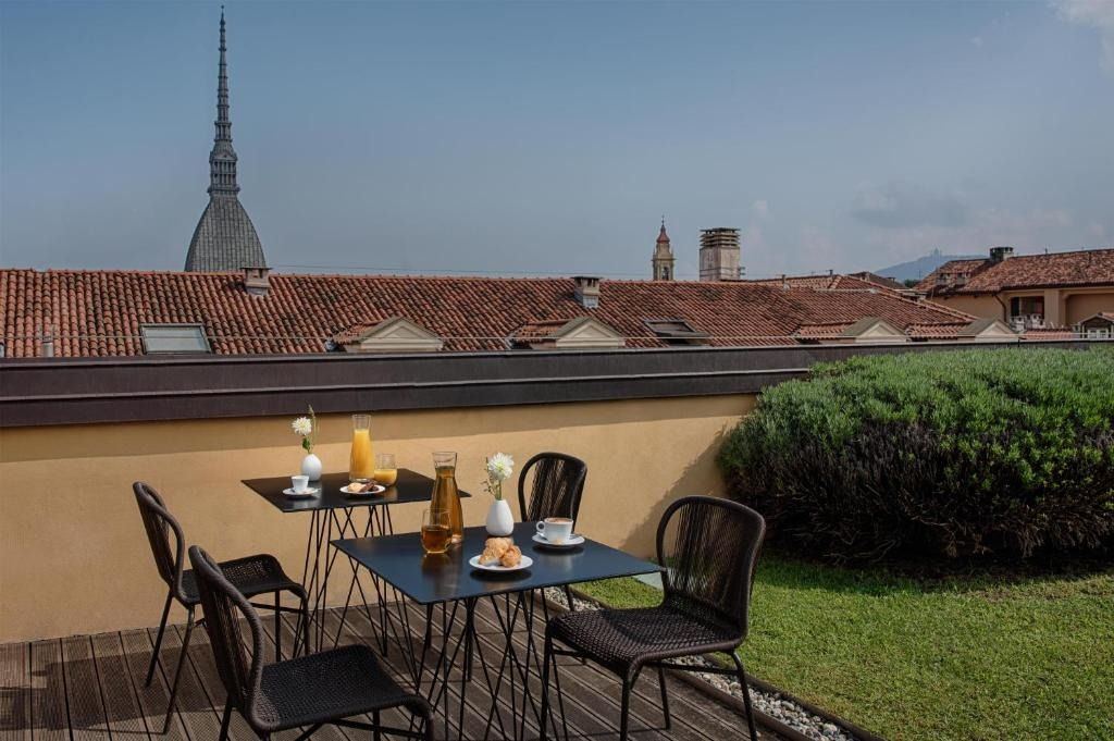 NH Collection Piazza Carlina, terrace